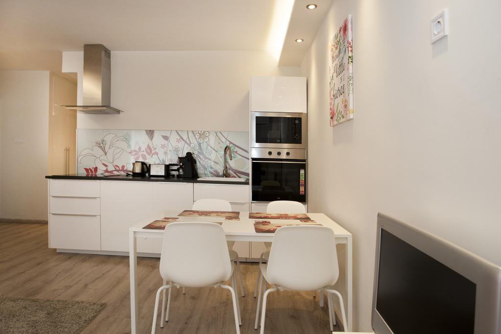 Ilona 2 Bedrooms Apartment In The Center Budapest Exterior photo